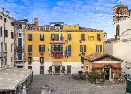 Unahotels Ala Venezia - Adults Only 1