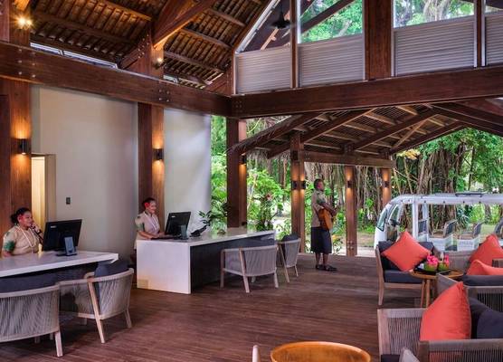 Lomani Island Resort & Spa 1