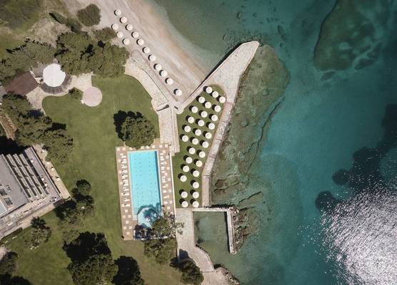 Kalamaki Beach Resort 1