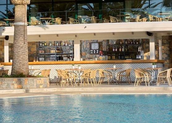 Sirens Beach Hotel 1