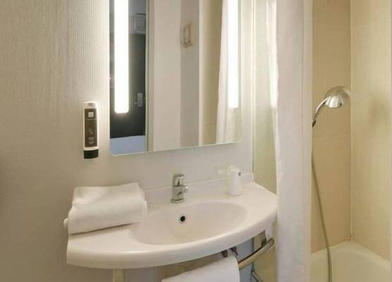B&B HOTEL Le Mans Sud 1