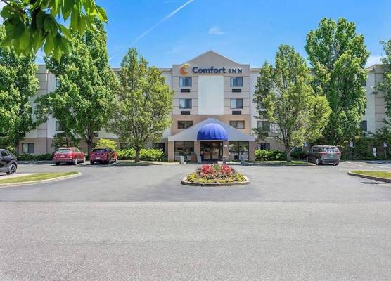 Comfort Inn White River Junction 1