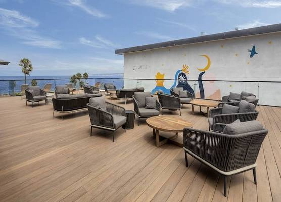 La Jolla Cove Suites 1