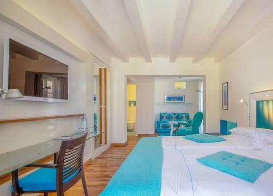 Piccolo Grand Hotel 1