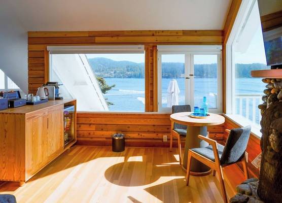 Sooke Harbour House 1