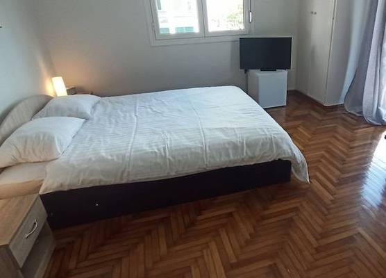 2 Bed Flat - Sleeps 5 - Parking - Wifi 1