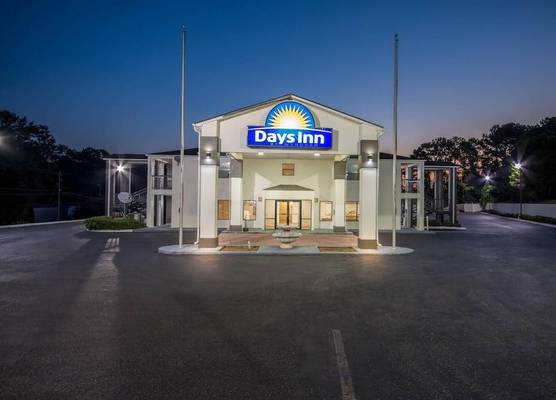 Days Inn by Wyndham Enterprise 1