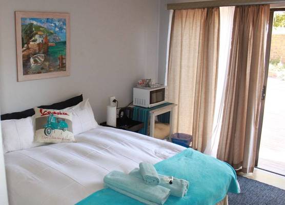 Gorgeous Gecko Guesthouse 1
