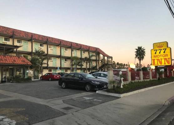 777 Motor Inn 1
