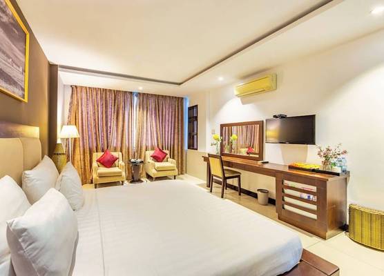 The Noble Swan Central Dong Du Hotel 1