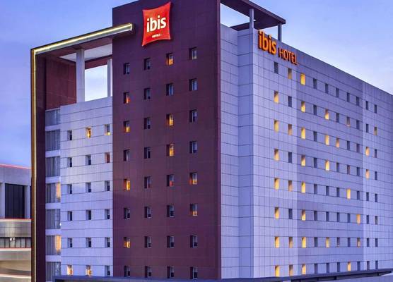 Ibis Surabaya City Center 1
