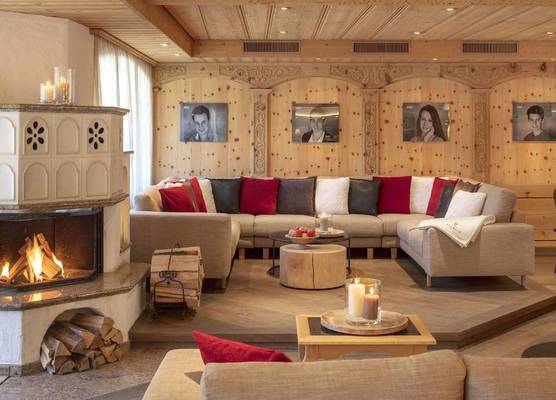 Swiss Alpine Hotel Allalin 1