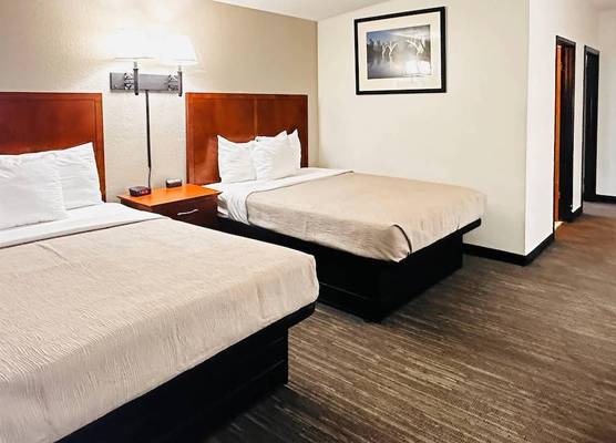 Quality Inn St. Paul-Minneapolis-Midway 1