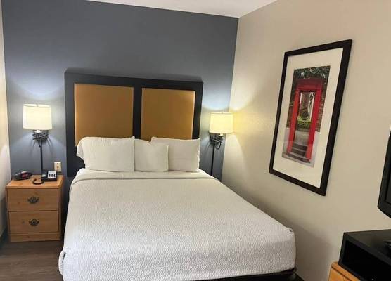 MainStay Suites Washington Dulles Airport 1