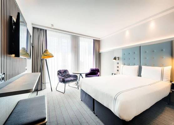 Premier Inn Berlin City Centre 1