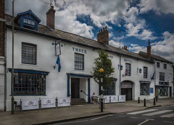The Three Swans Hotel, Hungerford, Berkshire - The Coaching Inn Group 1