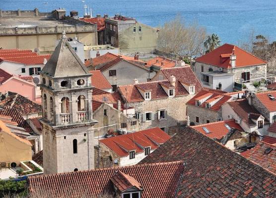 Villa Mama - Traditional Apartments in Omis, free parking 1