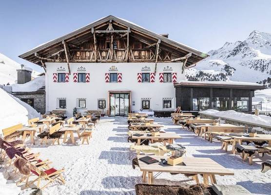 Hotel Jagdschloss Resort 1