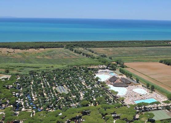 hu Park Albatros village 1