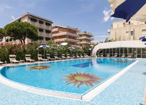 Universal Hotel 1
