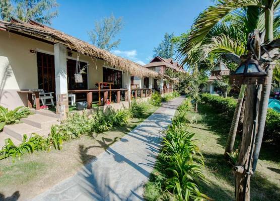 Banana Beach Resort 1