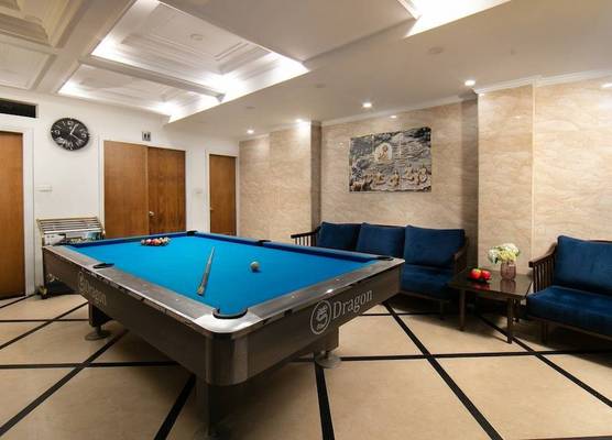Hanoi Backpackers Hostel & Rooftop bar 1