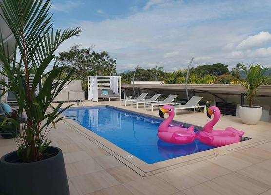 Saltwater Luxury Apartments 1