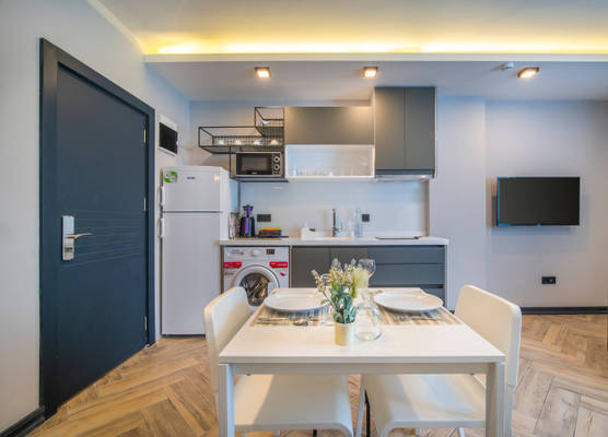 Meyde Boutique Suites 1