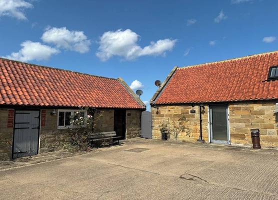 Dale View Cottages and Rooms - Whitby 1
