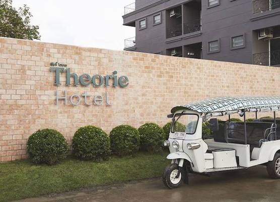 Theorie Hotel Sukhumvit 107 by SLH 1
