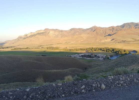 Yellowstone Valley Inn 1