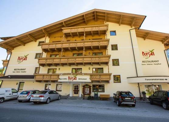 Superior Hotel Persal 1