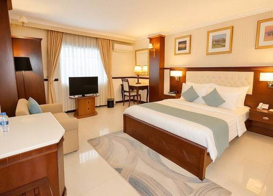 S79 Sunflower Hotel & Spa 1