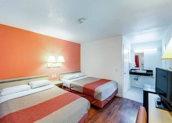 Motel 6-Greenville, TX 1