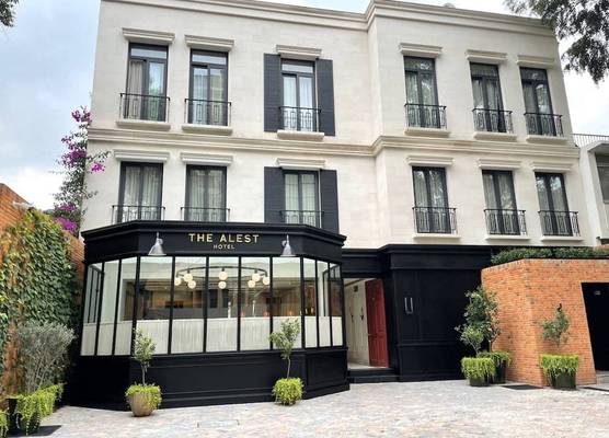 The Alest Hotel 1