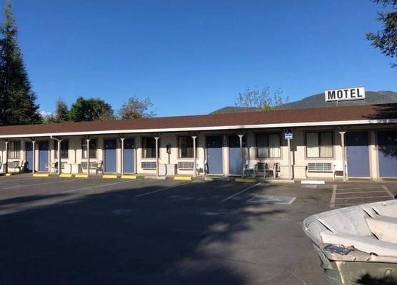 Kelseyville Motel 1