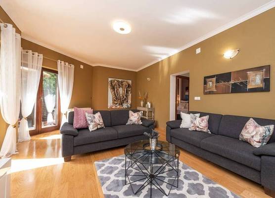 Zen Luxury Apartments 1