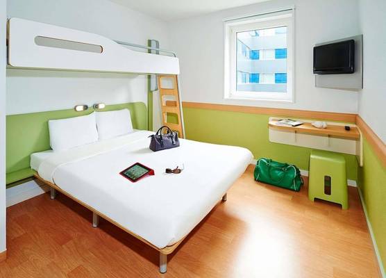 Ibis Budget Cergy St Christophe 1