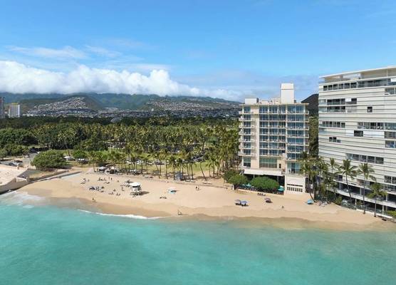 Kaimana Beach Hotel 1