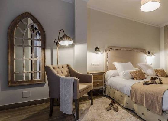 Hostal Boutique Plaza Cantarero 1