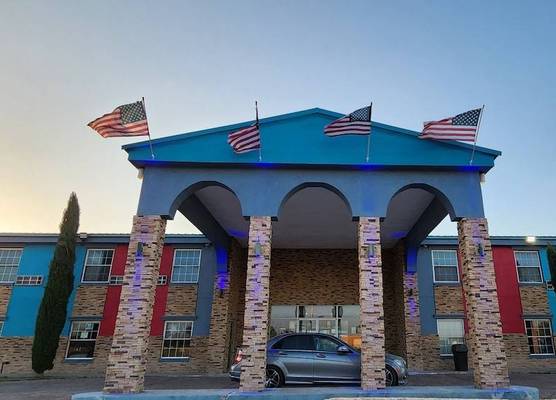 B&J HOTEL AND APARTMENTS 1