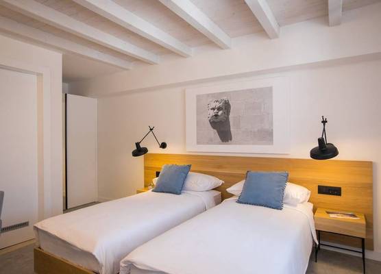 Bova Luxury Rooms 1