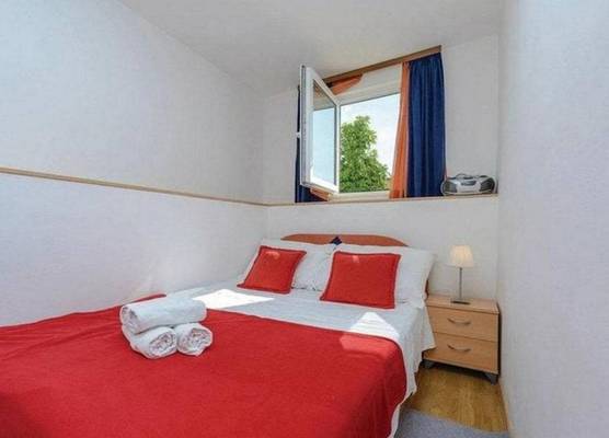 Apartments Raguz 1