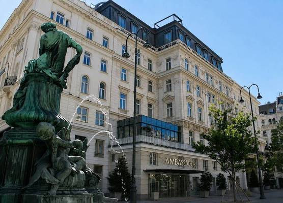 Hotel Ambassador 1