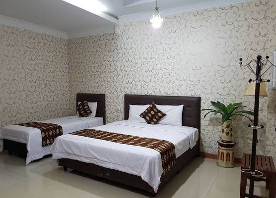 Rene Hotel 1