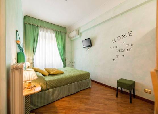 B&B Rifugio di Roma upon Metro B pvt bathroom pvt balcon 1