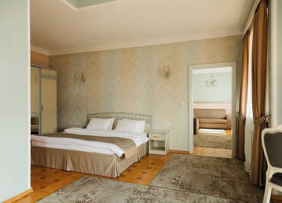 Reikartz City Tbilisi Hotel 1