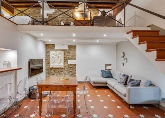 GuestHost - Palazzo Pitti Apartment with Terrace 1