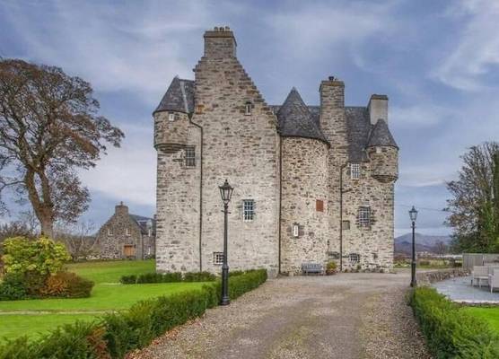 Barcaldine Castle 1