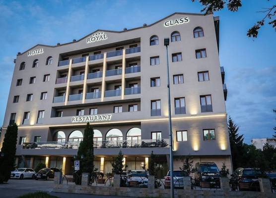 Royal Class Hotel 1